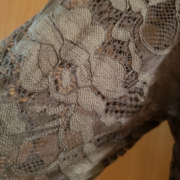 Tru Self Olive Green Boho Flared Sleeve Top - Picture 10 of 10